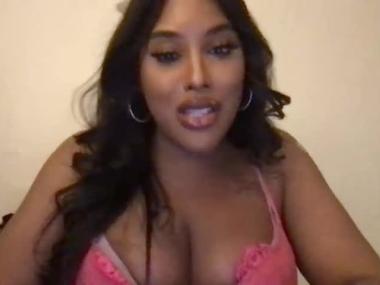 Webcam Snapshop for Cumming To Mistress Isabella Cummings