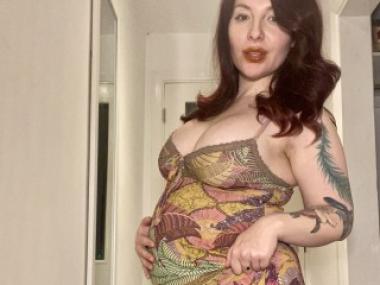 Webcam Snapshop for pregnantbritishmilf